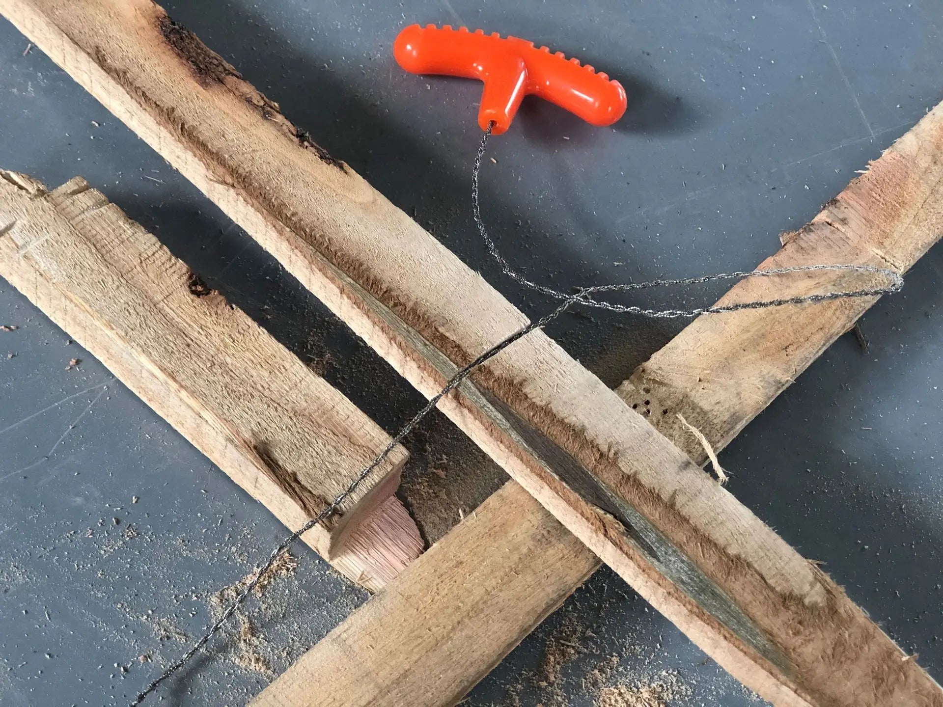 WireSaw Portable Hand Chain Saw — Survival Rope Saw
