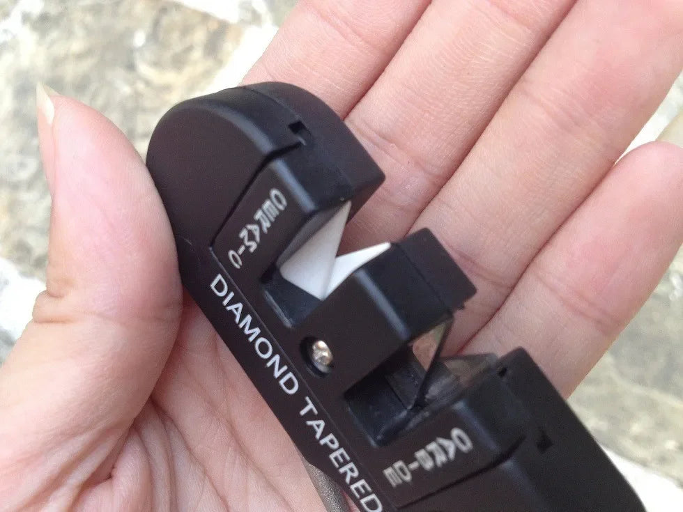 EdgeRight Pocket Knife Sharpener